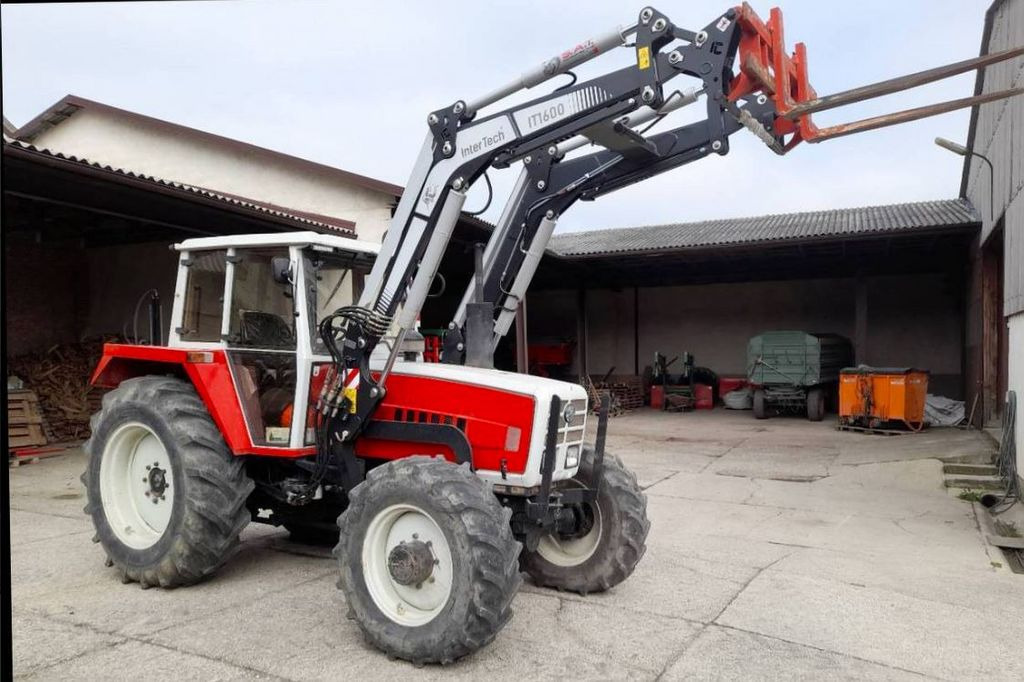 Intertech Frontlader IT-1600 - Фронтальный погрузчик для трактора: фото 1 Intertech Frontlader IT-1600 - Фронтальный погрузчик для трактора: фото 1