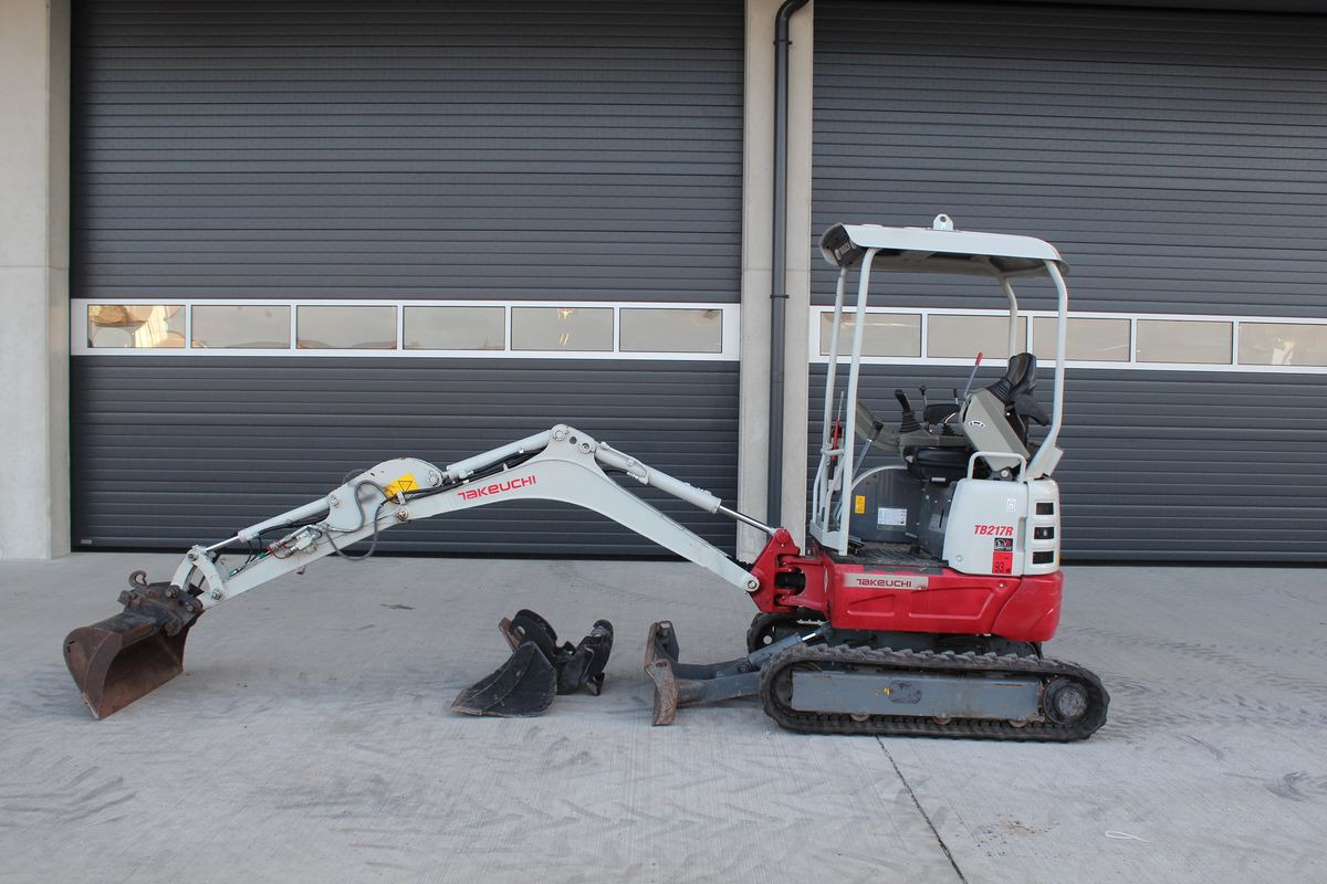 Takeuchi Takeuchi TB 217 R Minibagger - Bagger - Мини-экскаватор: фото 1 Takeuchi Takeuchi TB 217 R Minibagger - Bagger - Мини-экскаватор: фото 1