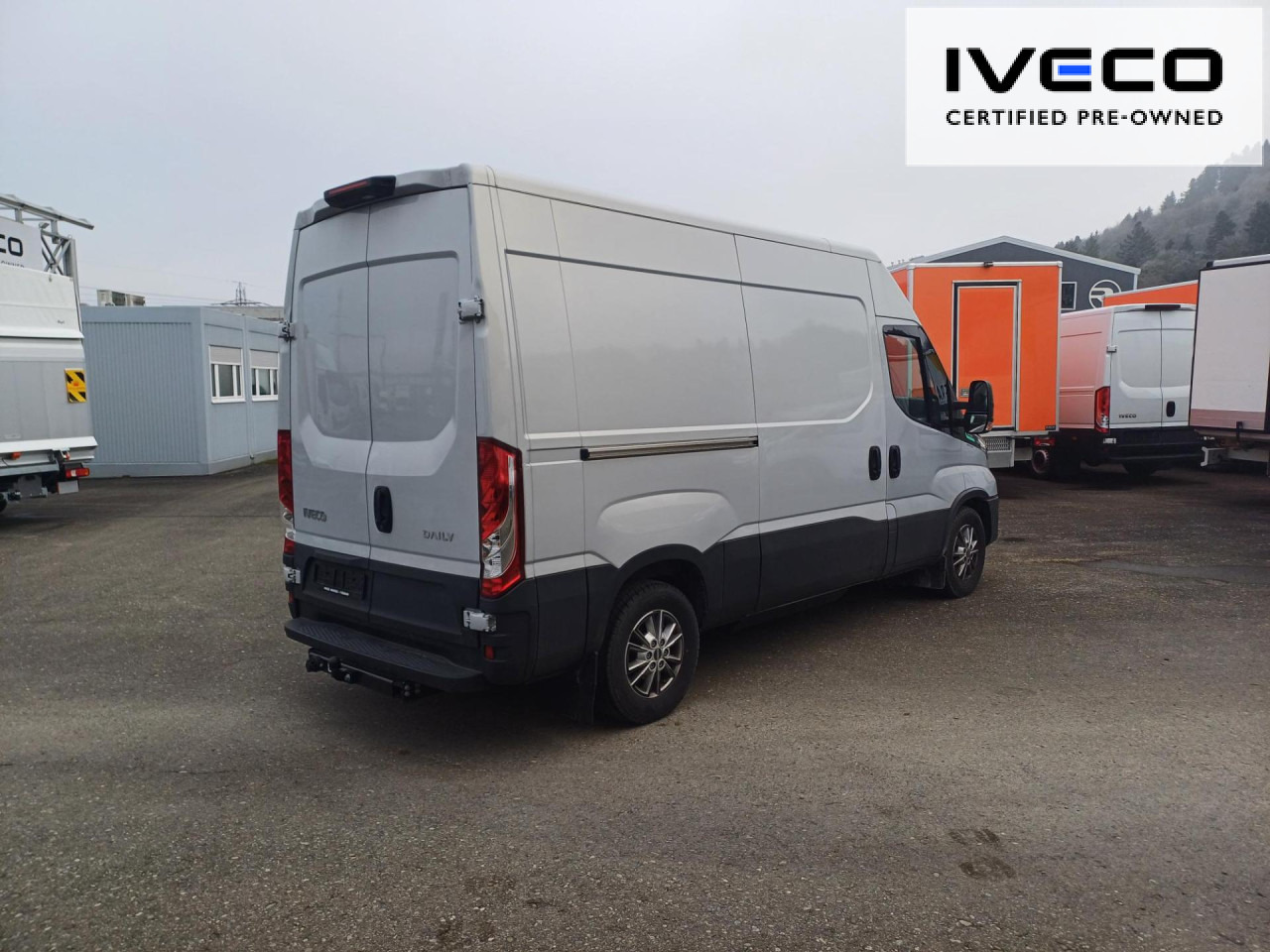 IVECO Daily 35S14NA8V/P Euro6 Klima AHK Navi Luftfeder в лизинг IVECO Daily 35S14NA8V/P Euro6 Klima AHK Navi Luftfeder: фото 10