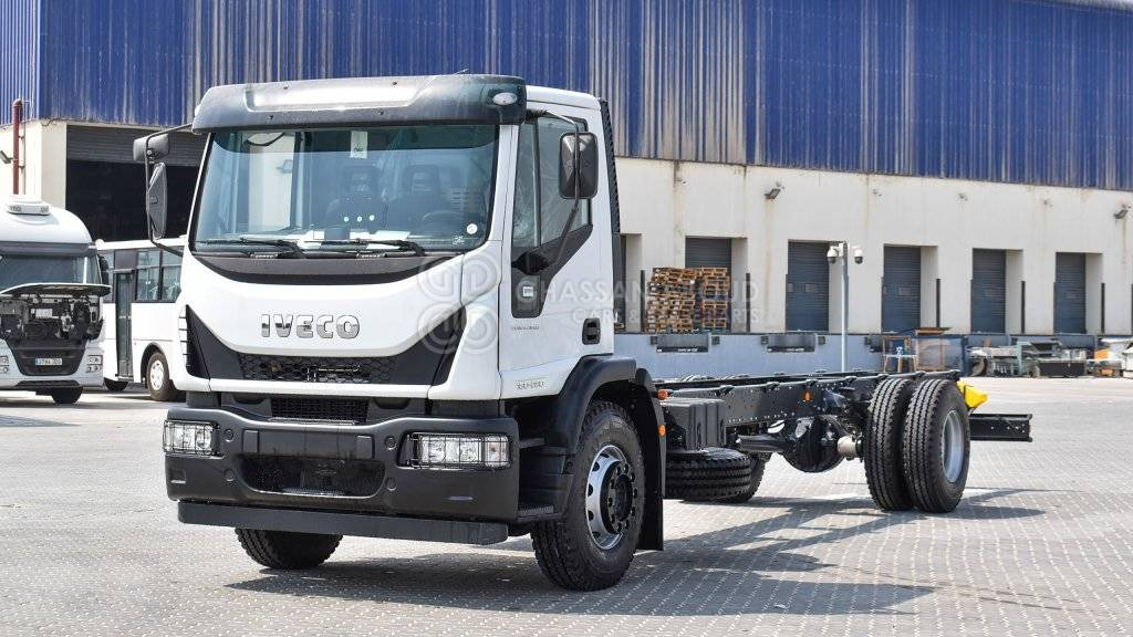 IVECO EUROCARGO Chassis 4×2, WB 6210 GVW 19 Ton Approx MY23 - Грузовик-шасси: фото 1