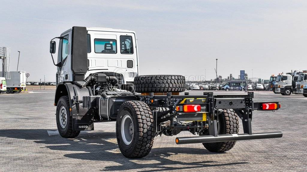 IVECO EUROCARGO ML150 Chassis 4×4, 15 Ton Approx. MY25 - Грузовик-шасси: фото 4 IVECO EUROCARGO ML150 Chassis 4×4, 15 Ton Approx. MY25 - Грузовик-шасси: фото 4