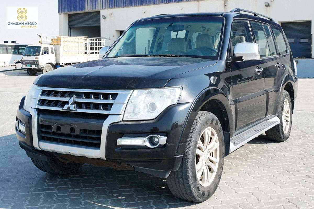 Mitsubishi Pajero 2017 - Легковой автомобиль: фото 1 Mitsubishi Pajero 2017 - Легковой автомобиль: фото 1