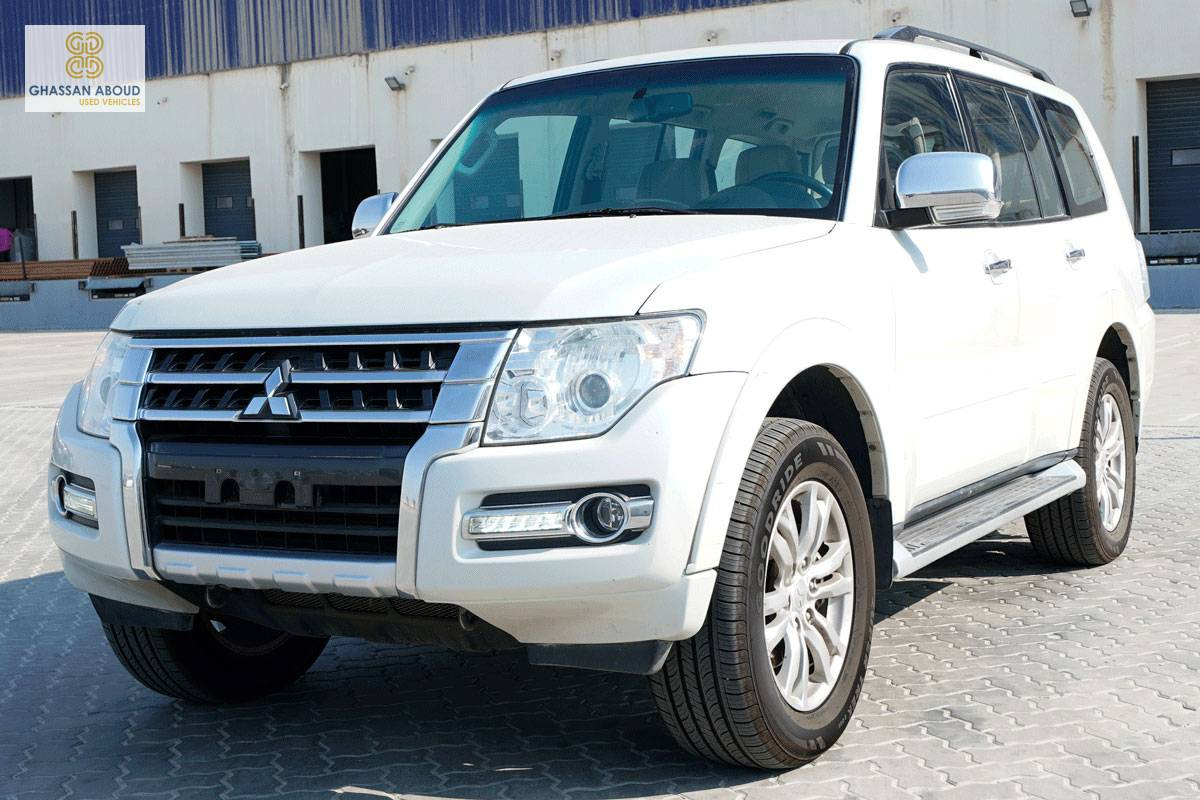 Mitsubishi Pajero 2017 - Легковой автомобиль: фото 1 Mitsubishi Pajero 2017 - Легковой автомобиль: фото 1