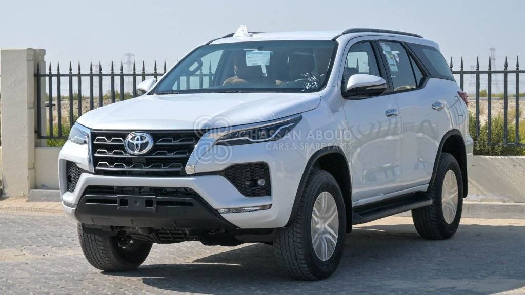 TOYOTA FORTUNER, 4.0L, GXR PETROL A/T, MY25 - Легковой автомобиль: фото 1 TOYOTA FORTUNER, 4.0L, GXR PETROL A/T, MY25 - Легковой автомобиль: фото 1