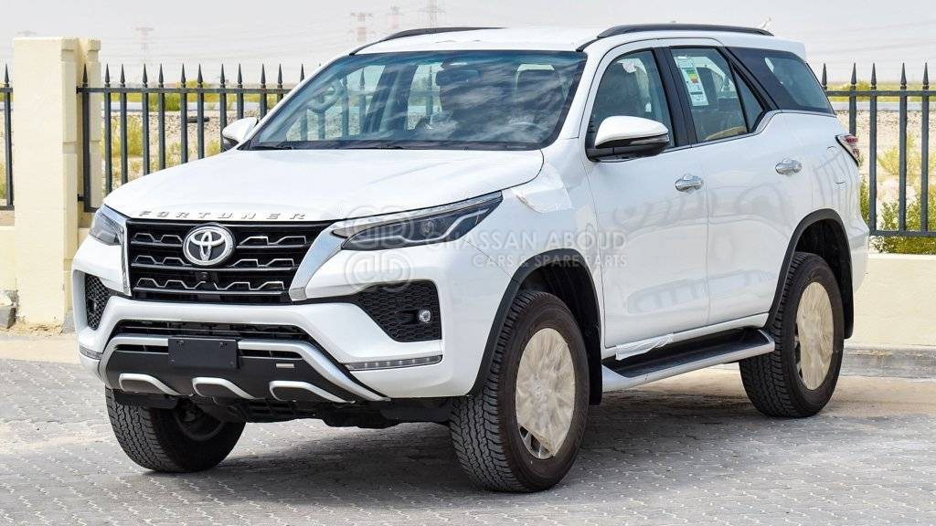 TOYOTA FORTUNER 4.0L-V PETROL A/T, MY24 - Легковой автомобиль: фото 1