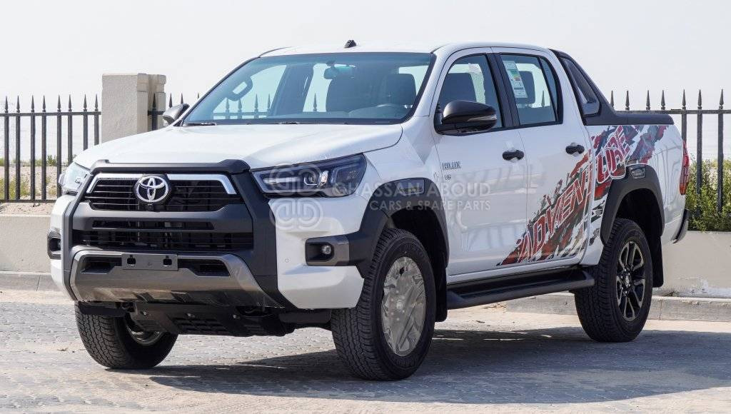 TOYOTA HILUX ADVENTURE-V DC 4X4 4.0L, A/T,PETROL MY25 - Пикап: фото 1