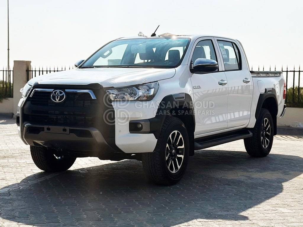 TOYOTA HILUX DC 2.4L 4X4 (DIESEL) A/T W/ADVENTURE KIT MY25 - Пикап: фото 1