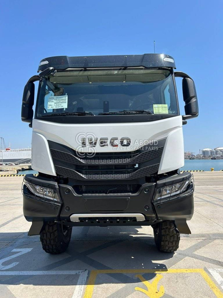 IVECO T-WAY Tractor 6×6 AT720T47WTH GVW 33 Ton HP 470 R20Tyre MY25 - Тягач: фото 1