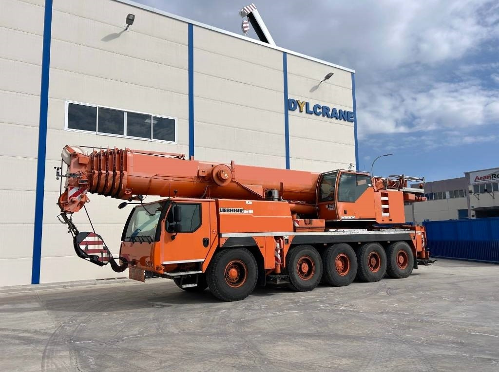 Liebherr LTM 1100-5.2 - Вседорожный кран: фото 1 Liebherr LTM 1100-5.2 - Вседорожный кран: фото 1