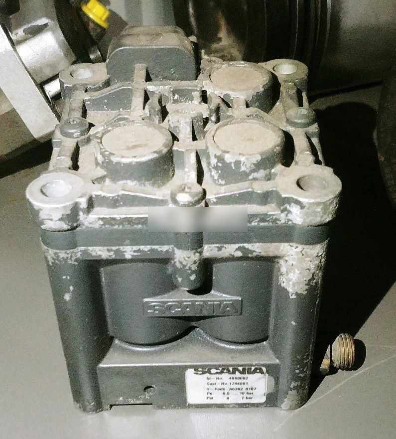 Scania EGR VALVE - Клапан для Грузовиков: фото 1 Scania EGR VALVE - Клапан для Грузовиков: фото 1