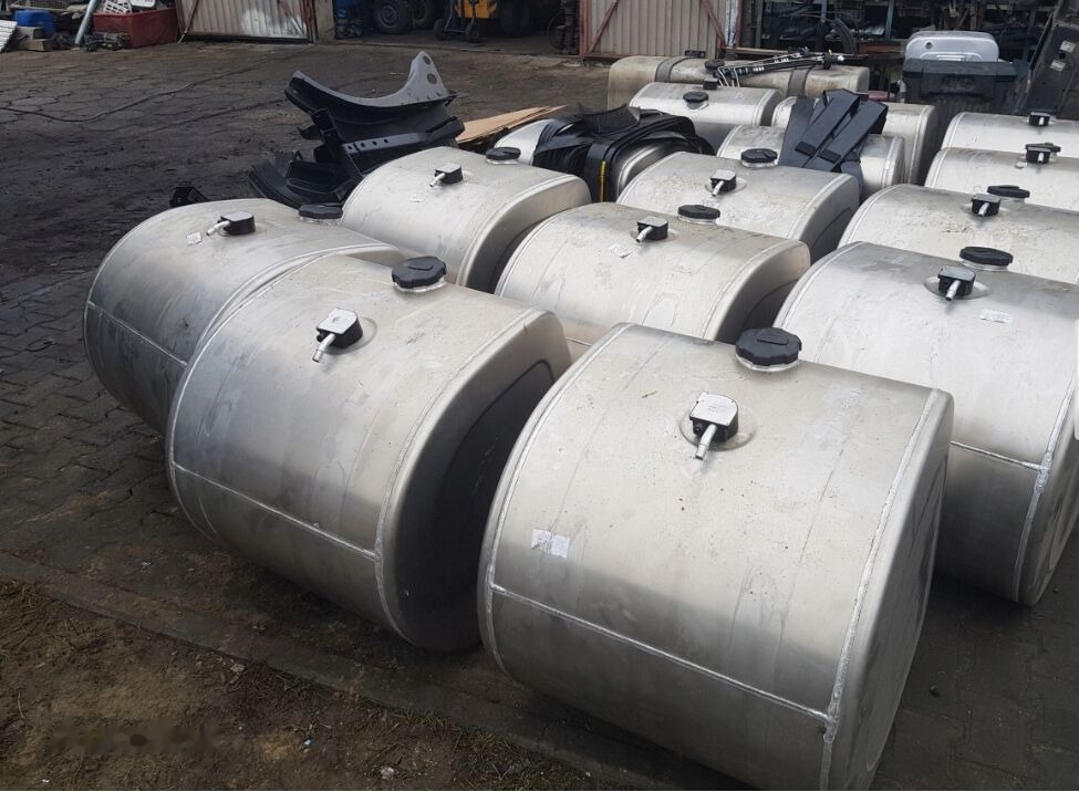 Volvo NEW COMPLETE TANK 285 DM3 22063854 Volvo - Топливный бак для Грузовиков: фото 1 Volvo NEW COMPLETE TANK 285 DM3 22063854 Volvo - Топливный бак для Грузовиков: фото 1