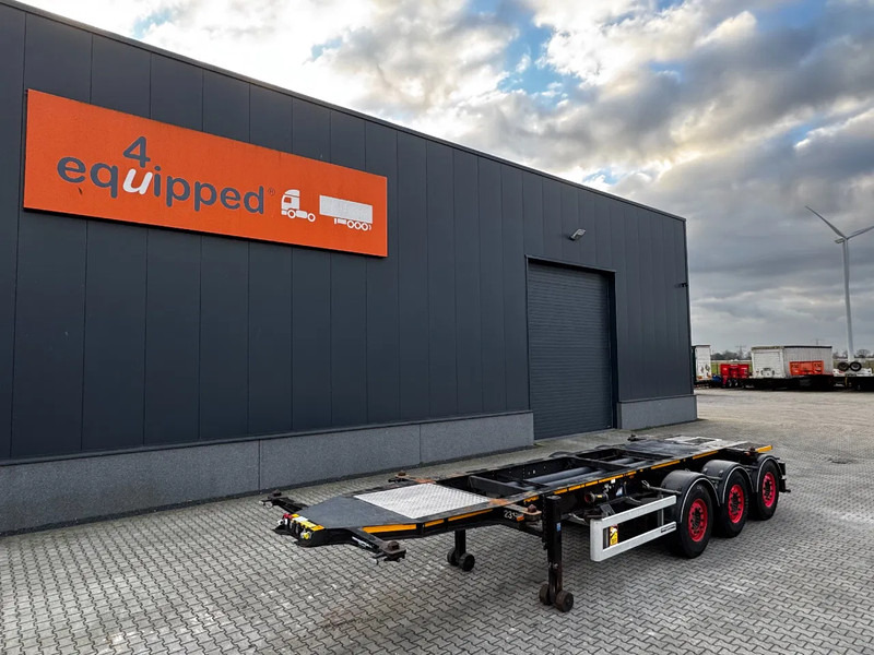 Burg 20FT ADR (EX/II, EX/III, FL, AT) Chassis, Leergewicht : 3.690kg, SAF INTRADISC, 2x Liftachse, NL-Chassis, APK/ADR: 07-2025 - Полуприцеп-контейнеровоз/ Сменный кузов: фото 1 Burg 20FT ADR (EX/II, EX/III, FL, AT) Chassis, Leergewicht : 3.690kg, SAF INTRADISC, 2x Liftachse, NL-Chassis, APK/ADR: 07-2025 - Полуприцеп-контейнеровоз/ Сменный кузов: фото 1