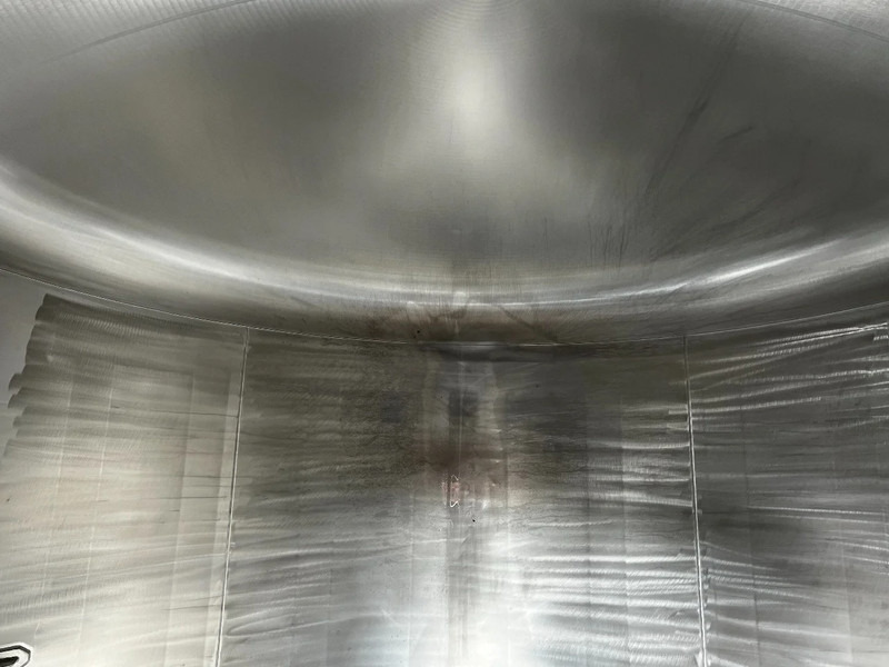 CIMC 20FT ISO, 25.100L/1-COMP/3 BAFFELS/4 manholes, ADR valid until 02/2025 в лизинг CIMC 20FT ISO, 25.100L/1-COMP/3 BAFFELS/4 manholes, ADR valid until 02/2025: фото 18