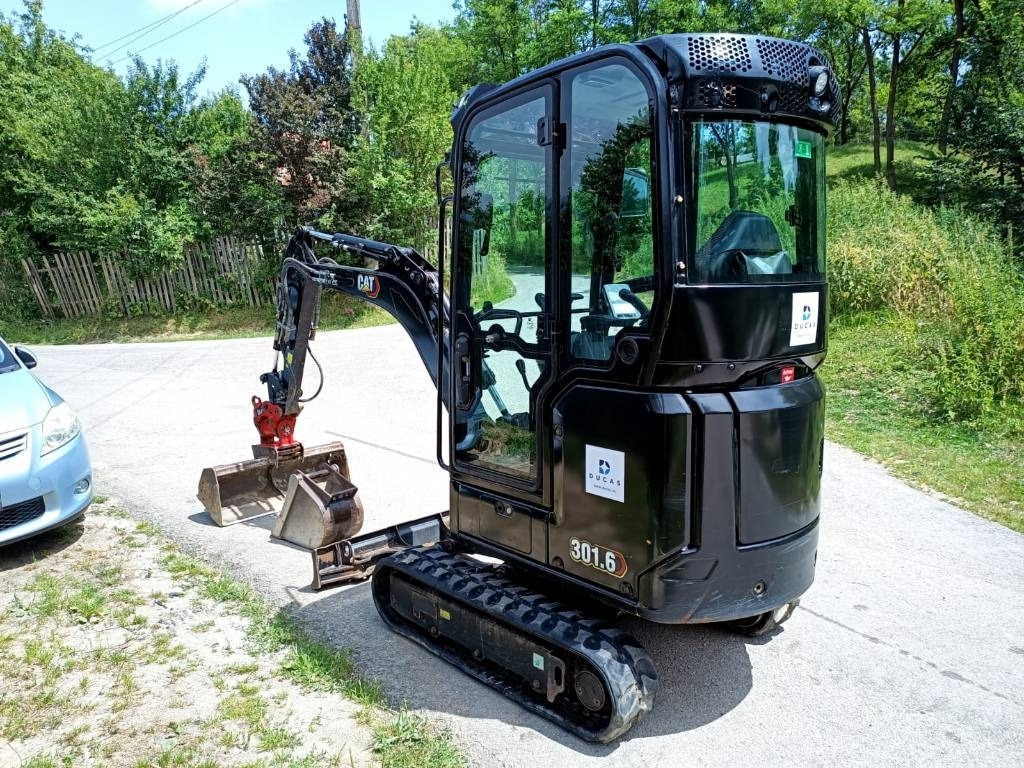 CATERPILLAR 301.6 05A - Мини-экскаватор: фото 2 CATERPILLAR 301.6 05A - Мини-экскаватор: фото 2