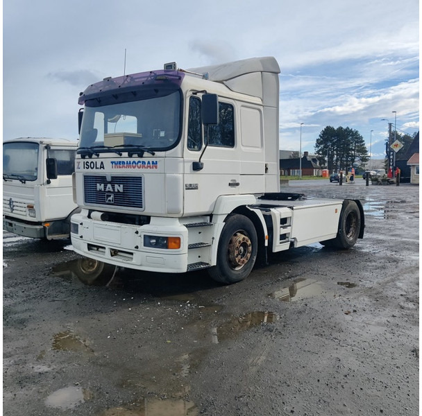 MAN 18-264 - Тягач: фото 1 MAN 18-264 - Тягач: фото 1