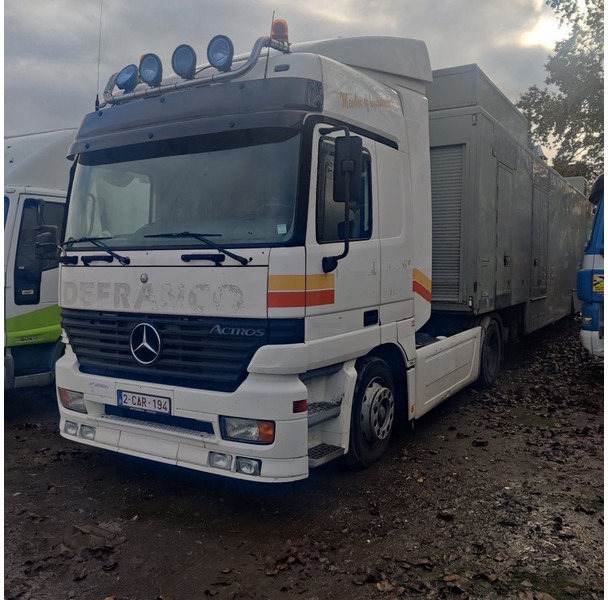 Тягач Mercedes-Benz Actros: фото 1 Тягач Mercedes-Benz Actros: фото 1