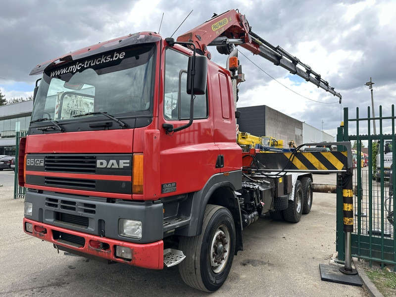 DAF 85 CF 430 6x4 CRANE PK 32.000 F (7x) + WINCH - EURO 2 - MANUAL ZF - HUB REDUCTION / STEEL SPRING - BE TRUCK - Автоманипулятор: фото 4 DAF 85 CF 430 6x4 CRANE PK 32.000 F (7x) + WINCH - EURO 2 - MANUAL ZF - HUB REDUCTION / STEEL SPRING - BE TRUCK - Автоманипулятор: фото 4