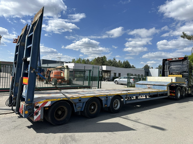 Nooteboom MCO-48-03 60T LOWLOADER / TIEFLADER - 3 STEERING AXLES / 3 LENKACHSEN - RAMPS / RAMPEN - BELG REG. - Низкорамный полуприцеп: фото 4 Nooteboom MCO-48-03 60T LOWLOADER / TIEFLADER - 3 STEERING AXLES / 3 LENKACHSEN - RAMPS / RAMPEN - BELG REG. - Низкорамный полуприцеп: фото 4