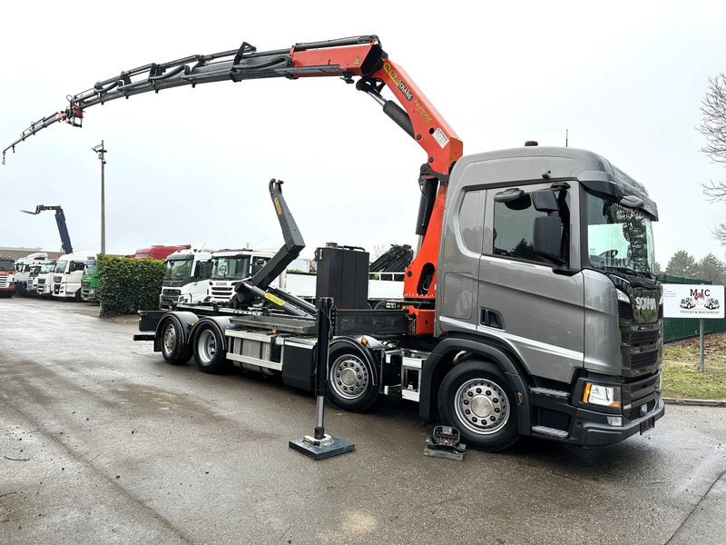 Scania R450 8x2 NGS ABROLLKIPPER + KRAN (33m!) PALFINGER PK29002 + JIB - *37.000km* only!!! - *FULL AIR* - LIKE NEW - BE TRUCK - Автоманипулятор: фото 1
