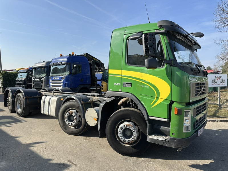Volvo FM 340 8x2 CHASSIS (7m35) - LIFT+STEERING AXLE - MANUAL GEARBOX - EURO 3 - TÜV 05/2025 - BE TRUCK - Грузовик-шасси: фото 1 Volvo FM 340 8x2 CHASSIS (7m35) - LIFT+STEERING AXLE - MANUAL GEARBOX - EURO 3 - TÜV 05/2025 - BE TRUCK - Грузовик-шасси: фото 1