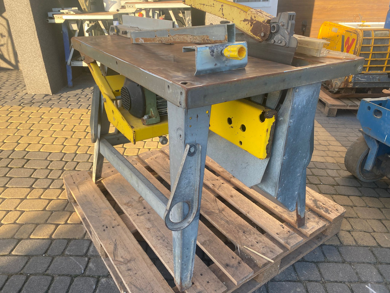 AVOLA ZBV 450 z regulacją cięcia (5,2 kW) - Деревообрабатывающий станок: фото 1 AVOLA ZBV 450 z regulacją cięcia (5,2 kW) - Деревообрабатывающий станок: фото 1