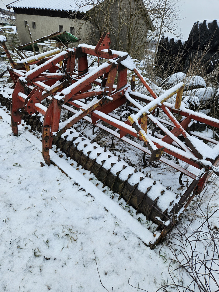 Becker  - Техника для обработки почвы: фото 1