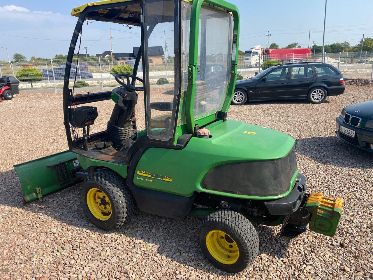 John Deere 1435 4WD Diesel - Газонокосилка: фото 1 John Deere 1435 4WD Diesel - Газонокосилка: фото 1
