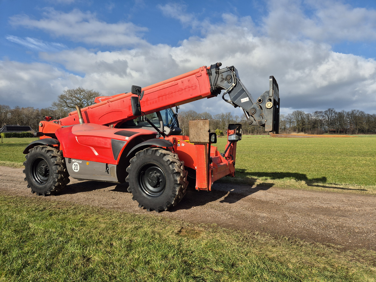 MANITOU MT 1440 - Телескопический фронтальный погрузчик: фото 1 MANITOU MT 1440 - Телескопический фронтальный погрузчик: фото 1
