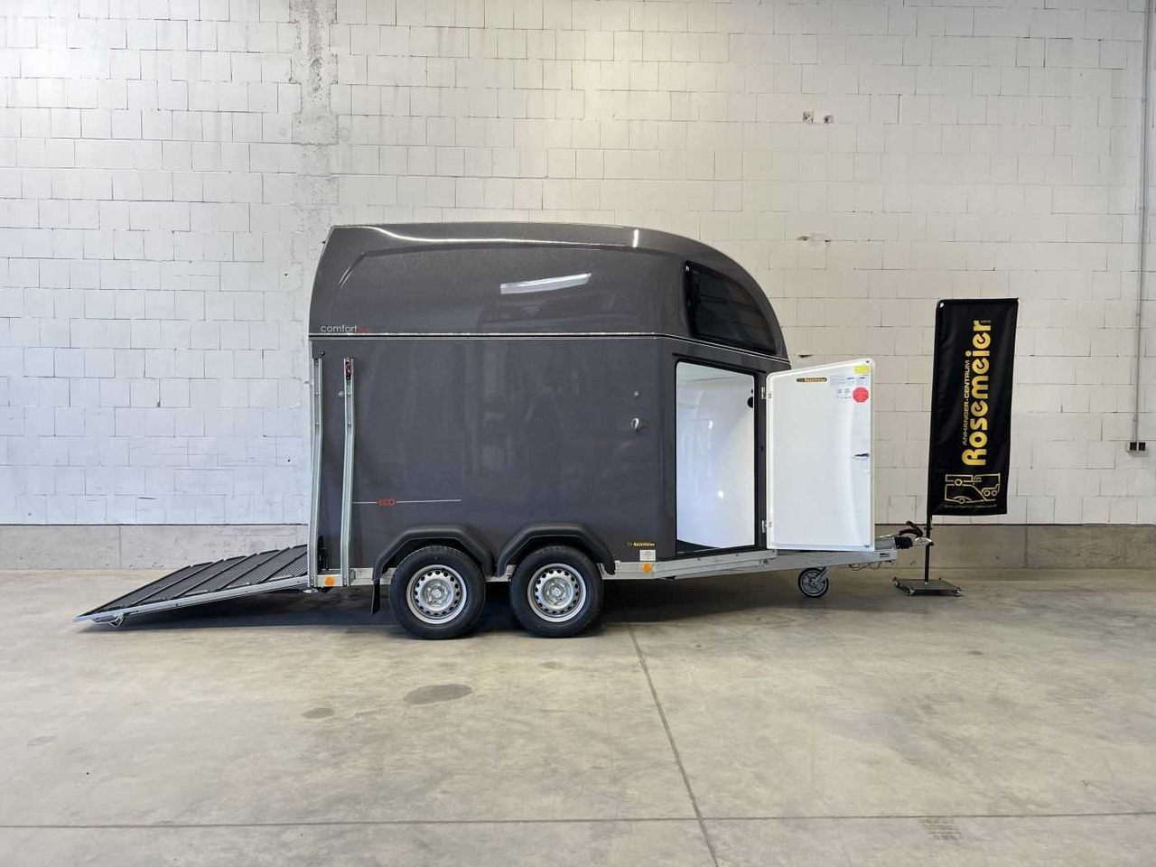 BOECKMANN Comfort Esprit Eco Pferdeanhänger - Прицеп-коневоз: фото 1 BOECKMANN Comfort Esprit Eco Pferdeanhänger - Прицеп-коневоз: фото 1