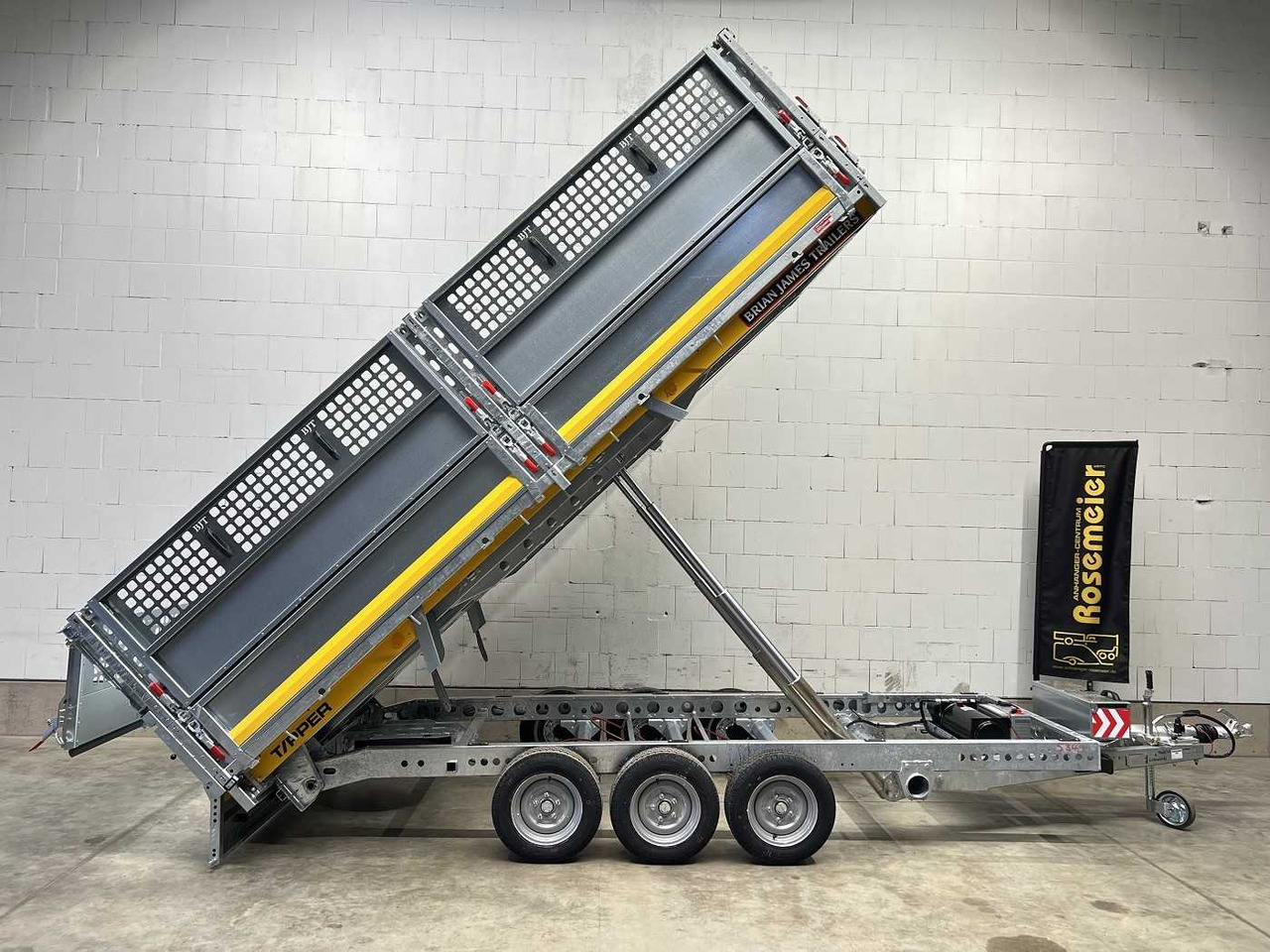 BRIAN_JAMES Cargo Tipper 2 3-Achser Gitter Rückwärtskipper - Самосвальный прицеп: фото 1 BRIAN_JAMES Cargo Tipper 2 3-Achser Gitter Rückwärtskipper - Самосвальный прицеп: фото 1