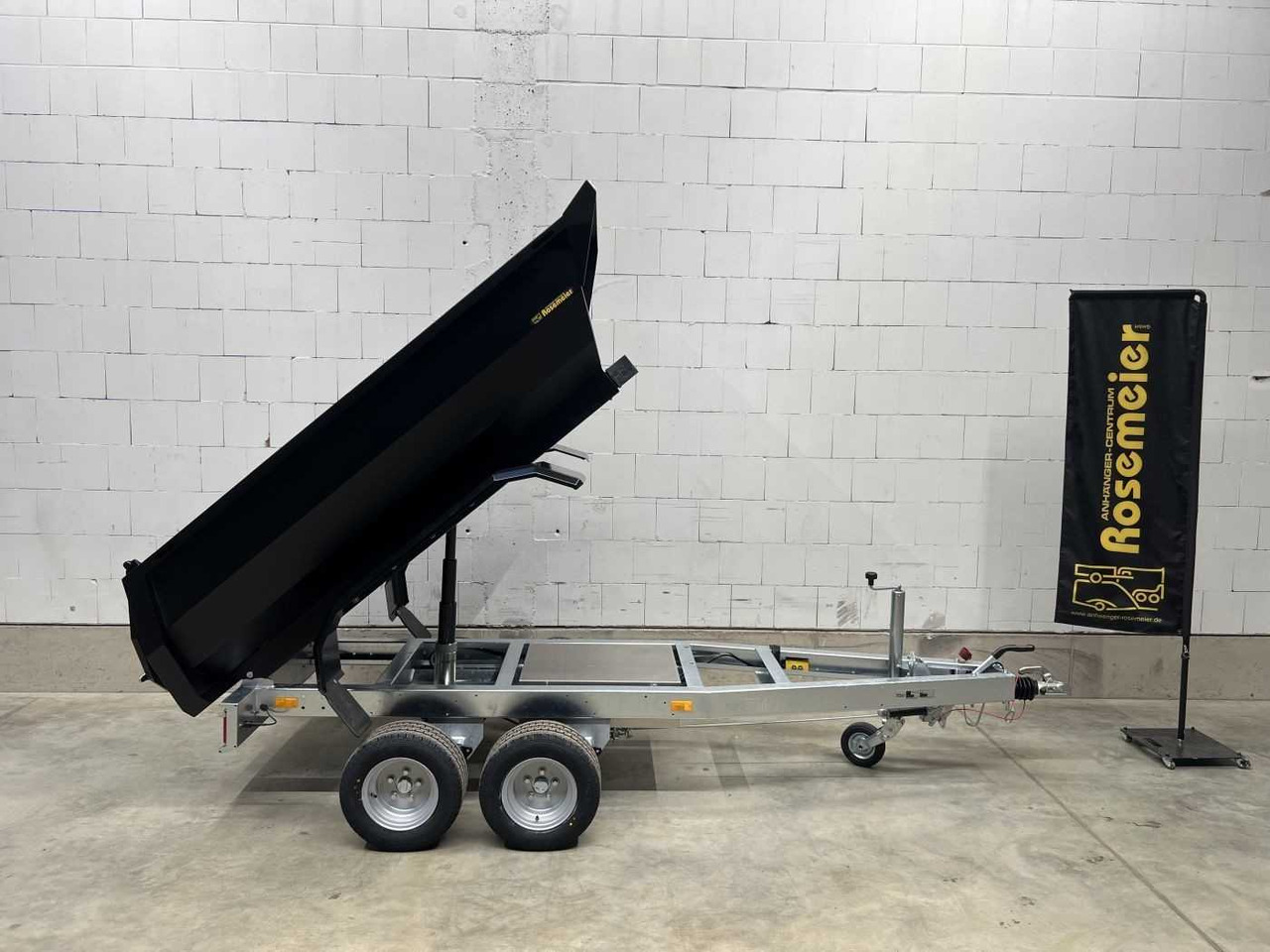 FENDT Dumper 2-27 Muldenkipper - Самосвальный прицеп: фото 1 FENDT Dumper 2-27 Muldenkipper - Самосвальный прицеп: фото 1