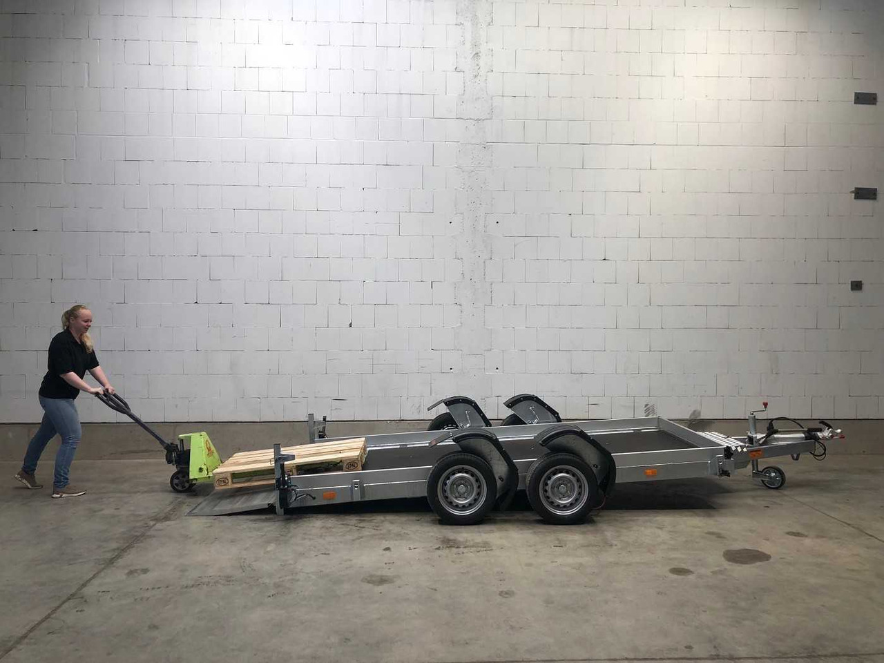 VEZEKO Husky FB 35.35 E-Pumpe Maschinentransporter - Прицеп: фото 1