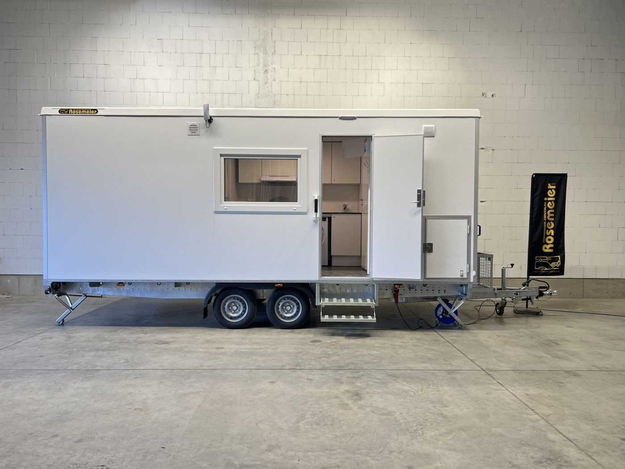 ROSEMEIER EW TA-NO Mannschaftswagen 573 Mannschaftswagen - Жилой контейнер, Прицеп: фото 1