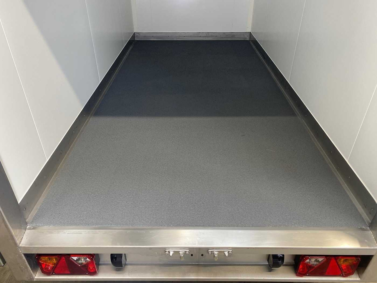 VEZEKO TK B 27.30 KH Kühlanhänger в лизинг VEZEKO TK B 27.30 KH Kühlanhänger: фото 12