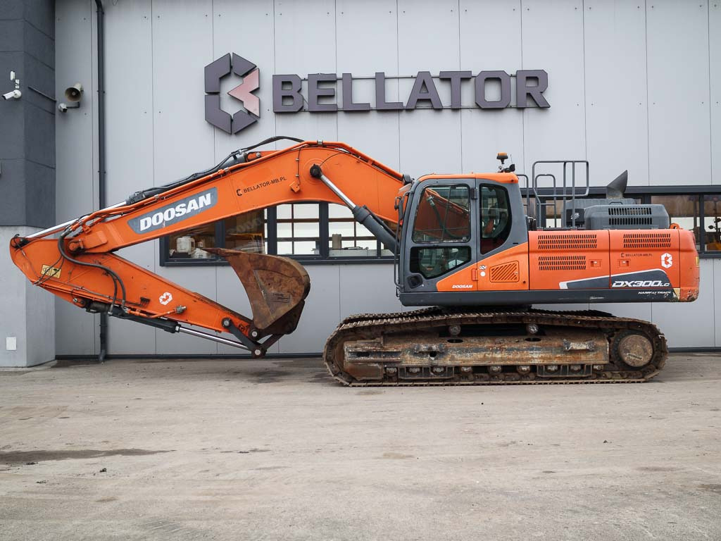 DOOSAN DX300LC-5 - Гусеничный экскаватор: фото 1