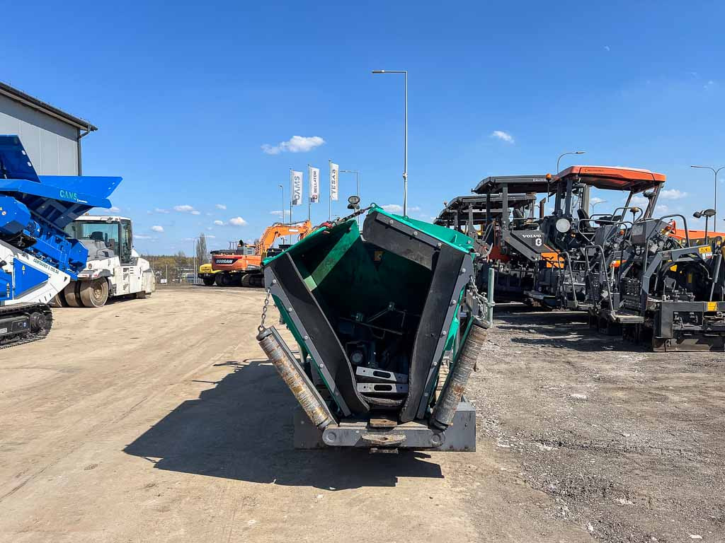 VÖGELE SUPER 800i - Асфальтоукладчик: фото 3 VÖGELE SUPER 800i - Асфальтоукладчик: фото 3