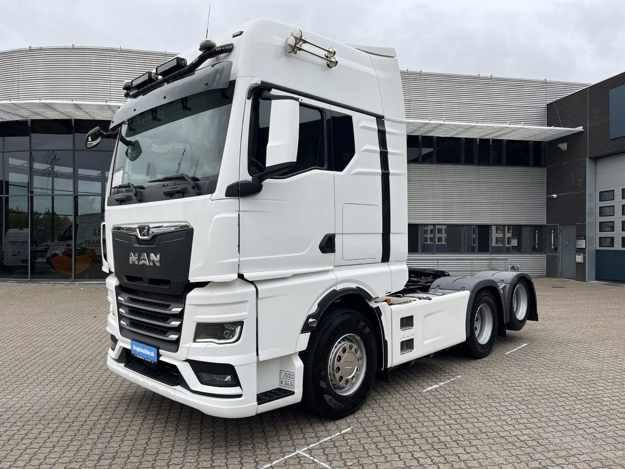MAN TGX 28.510 6x2-2 - Тягач: фото 1