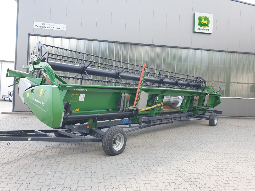 John Deere 635 PREMIUMFLOW - Зерноуборочный комбайн: фото 1 John Deere 635 PREMIUMFLOW - Зерноуборочный комбайн: фото 1