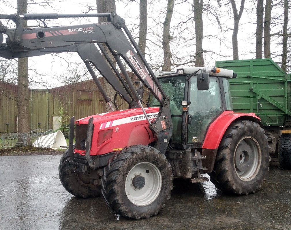Трактор Massey Ferguson 5475 Dyna-4: фото 1