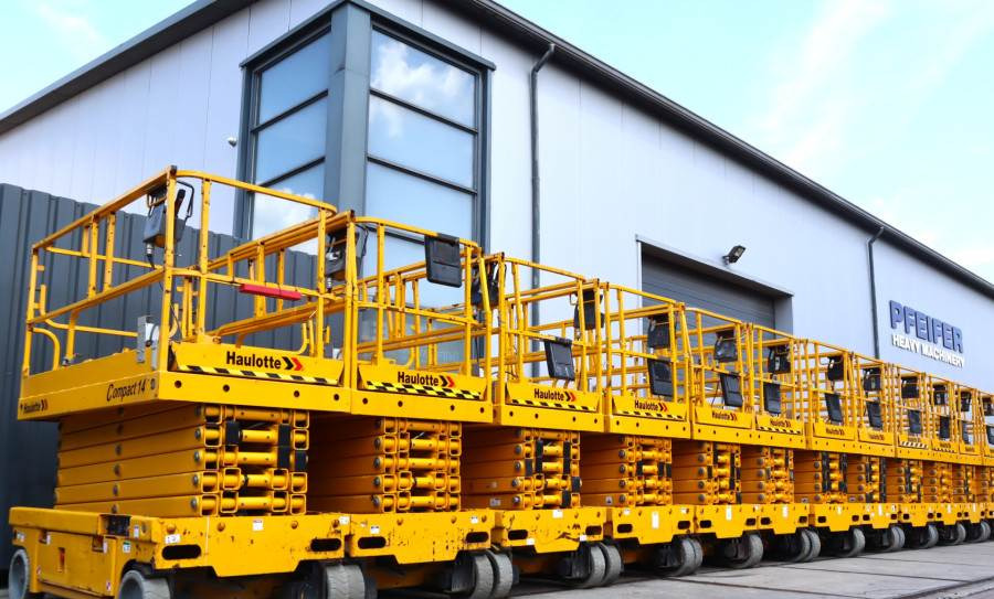 Ножничный подъемник Haulotte Compact 14 Electric, 14m Working Height, 350kg Cap: фото 1