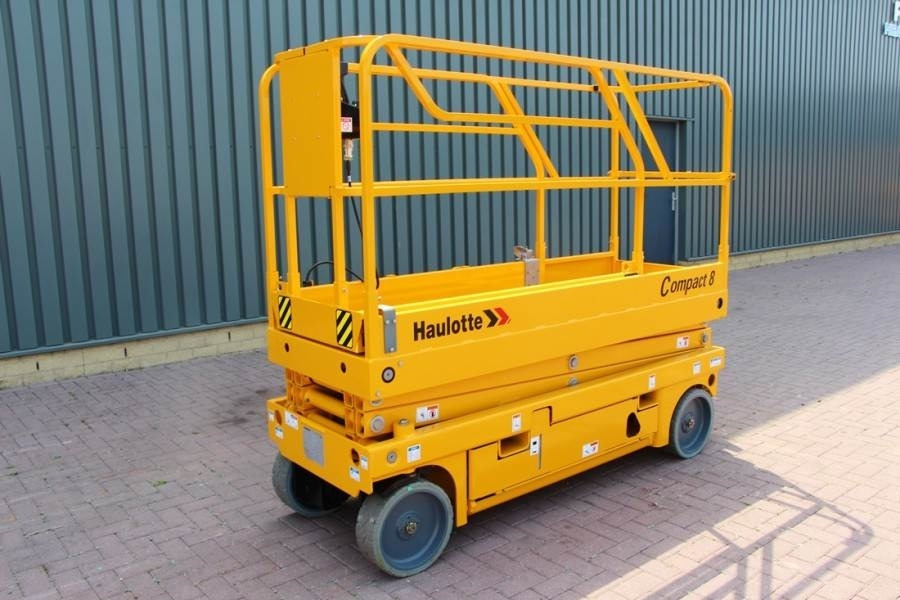 Haulotte Compact 8 Valid inspection, *Guarantee! Electric, - Ножничный подъемник: фото 1 Haulotte Compact 8 Valid inspection, *Guarantee! Electric, - Ножничный подъемник: фото 1