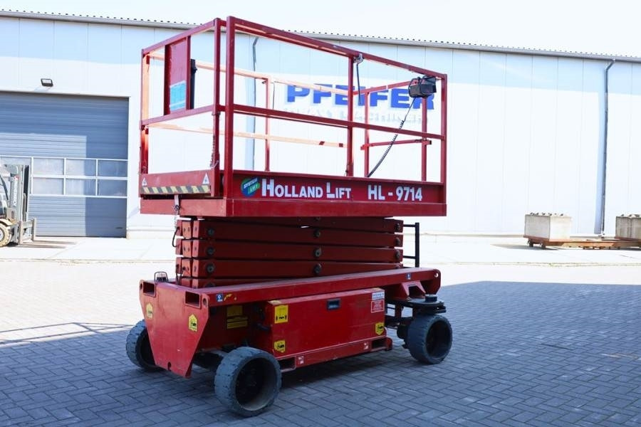 Holland Lift Ecostar HL-9714 Electric, 12m Working Height, 325k - Ножничный подъемник: фото 2 Holland Lift Ecostar HL-9714 Electric, 12m Working Height, 325k - Ножничный подъемник: фото 2