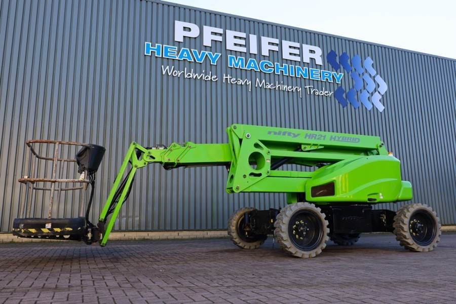 Niftylift HR21 HYBRIDE 4x4 MK2 Hybride, 4x4 Drive, 21m Worki - Коленчатый подъемник: фото 1 Niftylift HR21 HYBRIDE 4x4 MK2 Hybride, 4x4 Drive, 21m Worki - Коленчатый подъемник: фото 1