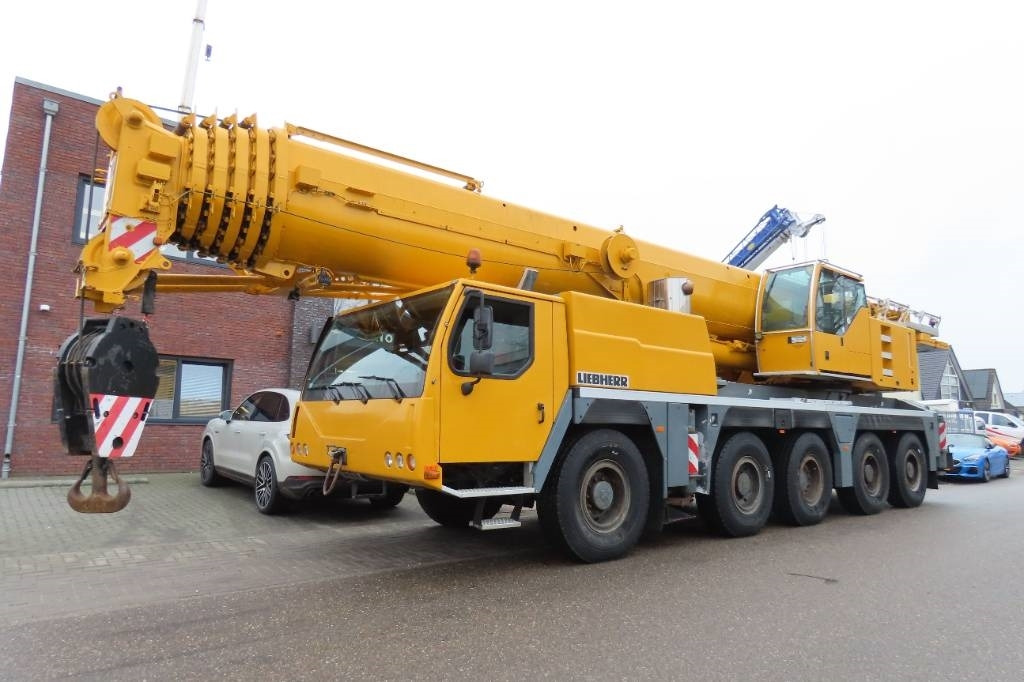 Liebherr LTM 1130-5.1 - Вседорожный кран: фото 1 Liebherr LTM 1130-5.1 - Вседорожный кран: фото 1