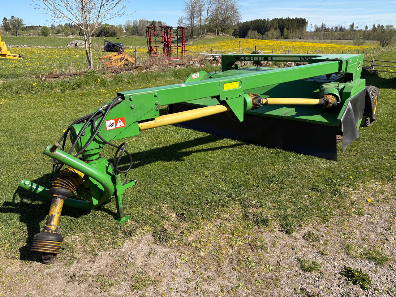 John Deere 1360 - Косилка-измельчитель/ Мульчер: фото 1 John Deere 1360 - Косилка-измельчитель/ Мульчер: фото 1