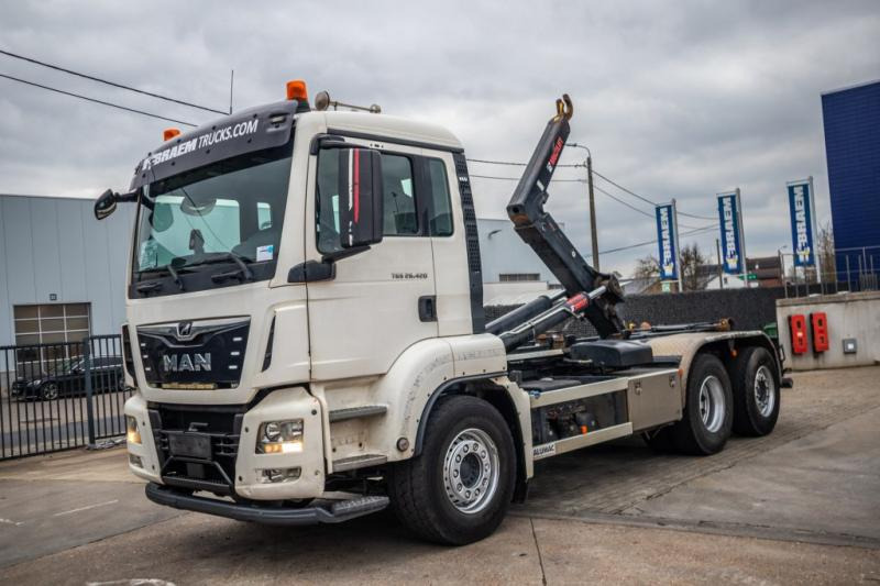 MAN TGS 26.420 BL- 6X2-4 - Крюковой мультилифт: фото 1 MAN TGS 26.420 BL- 6X2-4 - Крюковой мультилифт: фото 1
