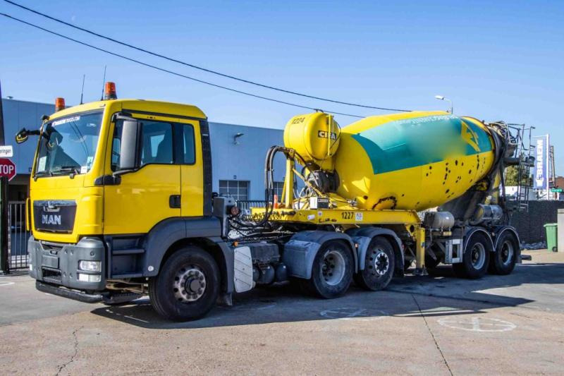 Mol MOL-BETON MIXER/MALAXEUR/MISCHER 10M3 - Полуприцеп бетоносмеситель: фото 1 Mol MOL-BETON MIXER/MALAXEUR/MISCHER 10M3 - Полуприцеп бетоносмеситель: фото 1