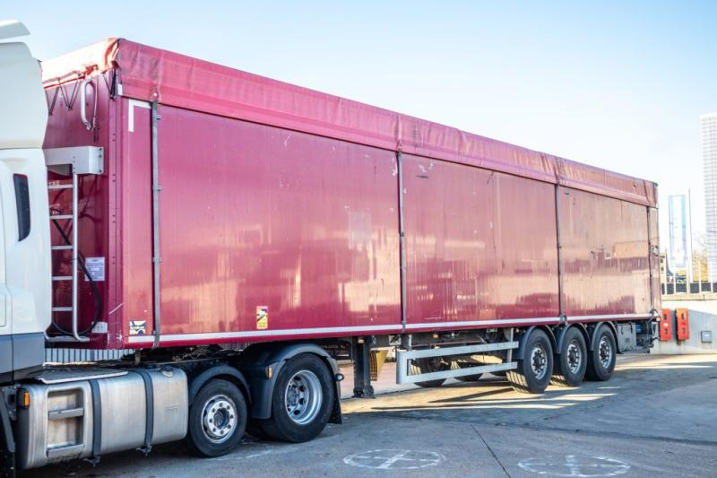 KRAKER WALKING FLOOR CF 200-92 m3 - Полуприцеп: фото 1 KRAKER WALKING FLOOR CF 200-92 m3 - Полуприцеп: фото 1