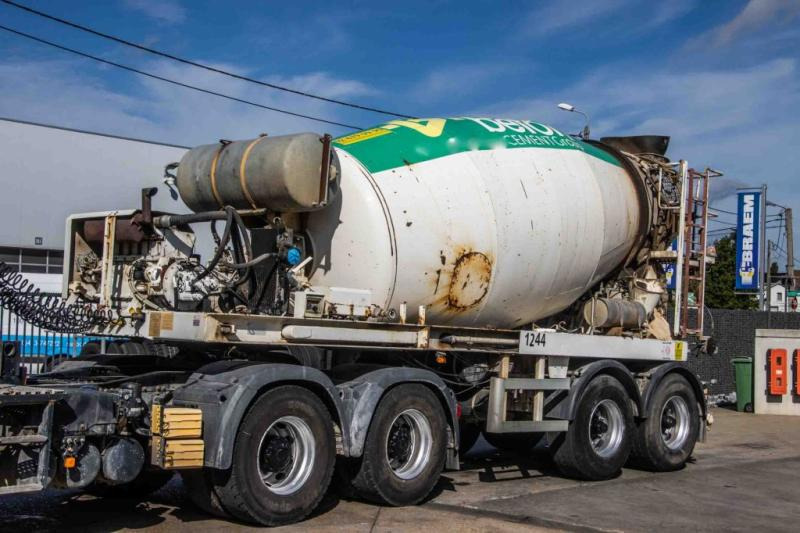 TURBO'S HOET BETON MIXER/MALAXEUR/MISCHER 10M3 +MOTOR/MOTEUR - Полуприцеп бетоносмеситель: фото 1 TURBO'S HOET BETON MIXER/MALAXEUR/MISCHER 10M3 +MOTOR/MOTEUR - Полуприцеп бетоносмеситель: фото 1