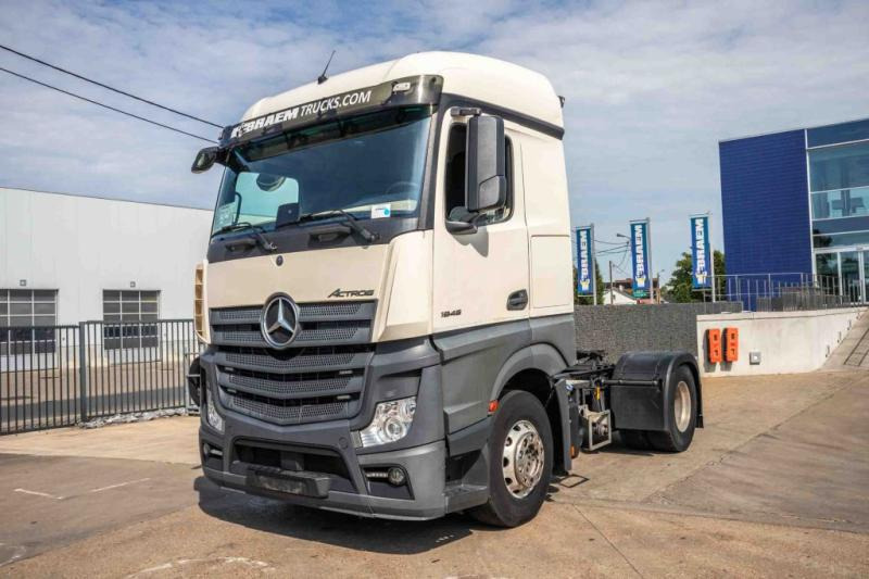 Mercedes ACTROS 1945 LS (1845 LS) - Тягач: фото 1 Mercedes ACTROS 1945 LS (1845 LS) - Тягач: фото 1
